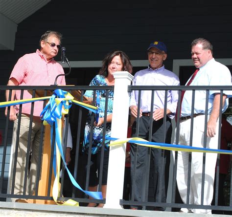 [PHOTO GALLERY] A Picture Perfect Day for Brookfield Town Beach