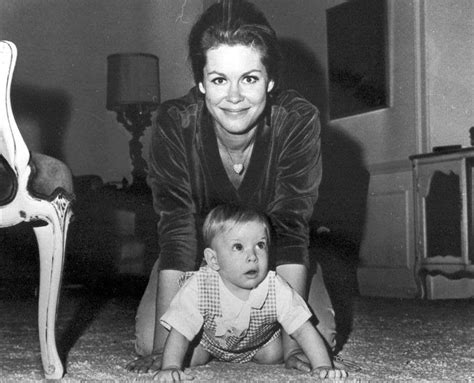Elizabeth Montgomery And Her Son William Asher Jr Classic Movie Stars