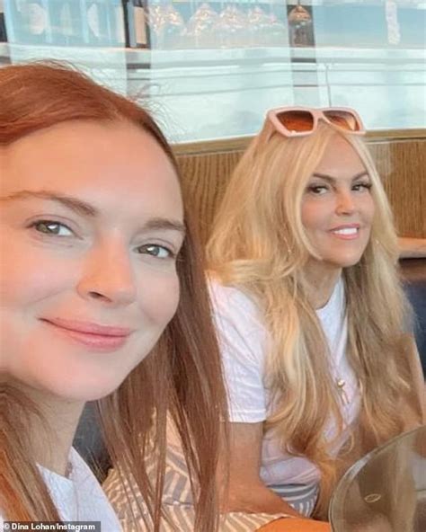 Dina Lohan Reveals Her Pregnant Daughter Lindsay Is Already Showing And Is Ready For