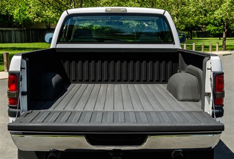Truck Bed Sizes Guide Short Bed Long Bed And More In The Garage