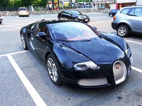 Bugatti Veyron Black Hypercar With 1001 Hp All Pyrenees · France