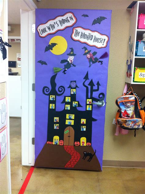 Robins Halloween Door Look Who S Hiding In The Haunted House With Miss Nova And Miss Sabrina