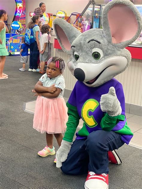 Mom Speaks Out After She Says Chuck E Cheese Costumed Employee In New