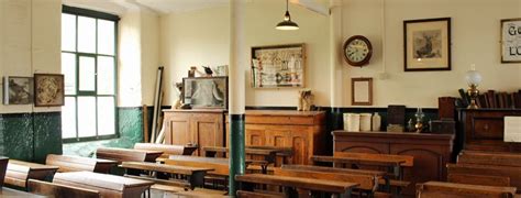 1916 Schoolroom Over By Christmas Leeds Museums And Galleries
