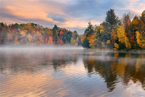 Top 10 Destinations To See Fall Foliage In The Us