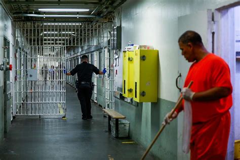 Sf Agrees To Settle Lawsuit With Jail Inmates Who Were Swamped With Raw