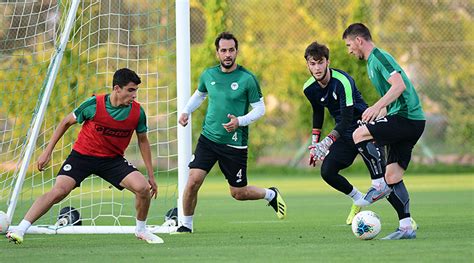 Hafta mücadelesinde atiker konyaspor ile trabzonspor karşı karşıya geliyor. Konyaspor, Trabzonspor'a çalıştı - tr.beinsports.com