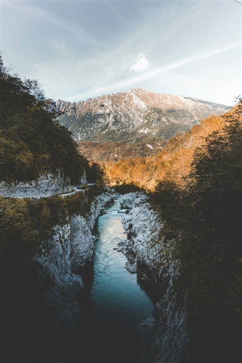 Mountains River Pictures Download Free Images On Unsplash