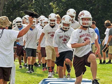 Football Practice Officially Opens Monday Usa Today High School Sports