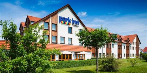 The park inn's large wellness area includes a sauna, fitness studio, solarium, and cosmetic studio. Park Inn by Radisson Erfurt-Apfelstädt, 4 ****, Umland ...