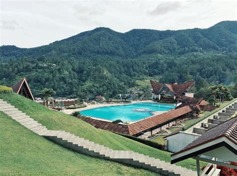 Tempat wisata indonesia favorit ini adalah pilihan tepat. 7 Tempat Wisata di Simalungun Paling Populer, Apa Saja ...
