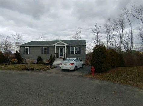 Find your dream home in st annes fall river. Fall River Real Estate - Fall River MA Homes For Sale | Zillow