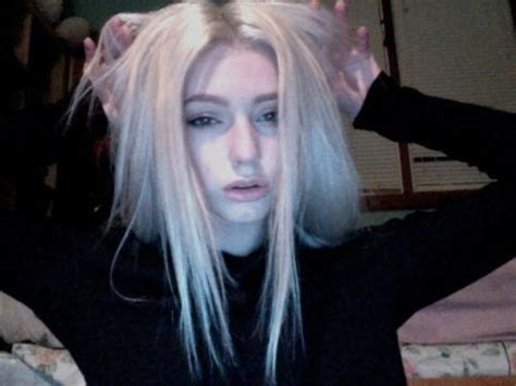 𝙋𝙞𝙣𝙩𝙚𝙧𝙚𝙨𝙩 hzswdef pale girl tumblr hair hair inspo color