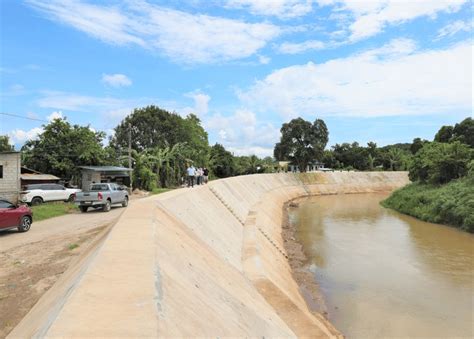 Dpwh Completes P M Flood Shield Structure In Bataan Manila Bulletin
