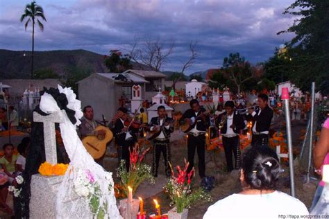 6 Tradiciones Raras Mexicanas Para Celebrar El Día De Muertos