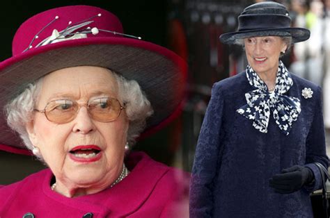Royal News Queen Shocked After Lady In Waiting Falls Down Stairs
