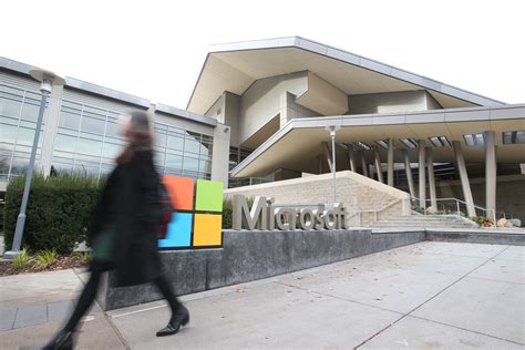 Microsoft Will Fully Reopen Its Headquarters On February 28th Engadget