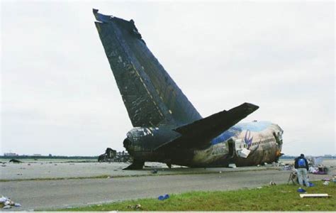 Accident Of A Boeing 747 Operated By Singapore Airlines
