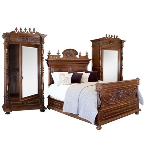 Renaissance Style 3 Piece Bedroom Suite Wk148 For Sale At 1stdibs