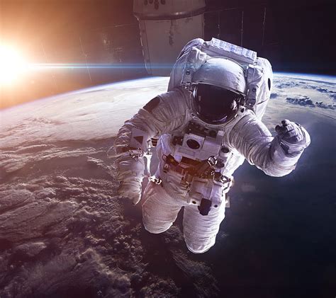 Space Suit Astronaut Cosmonaut Cosmos Planet Hd Wallpaper Peakpx