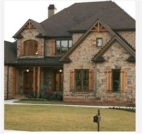 Pin By Lindsey Blevins On Dream Home Brick Exterior House Country