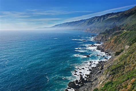 Expose Nature Shoreline Along The Coast Of California Near Big Sur
