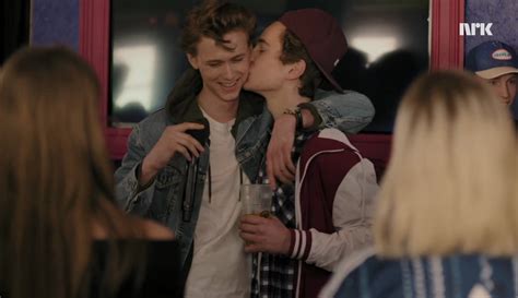 Isakeven On Twitter So Lets Talk About Skam Last Night 💔 Isak And Even Singing Fight