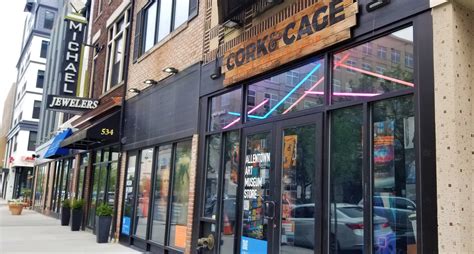 Best friends to open whiskey-centric bar and restaurant, adjacent wine