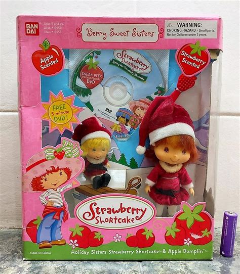 Authentic Bandai Strawberry Shortcake Berry Sweet Sisters Holiday Set W