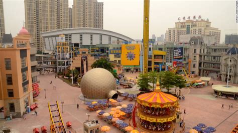Later, in december 2006, when it became more than apparent that the mall. Chinese 'ghost mall' back from the dead - CNN.com