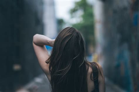 무료 이미지 사람 소녀 여자 사진술 햇빛 갈색 머리의 초상화 모델 봄 색깔 매크로 푸른 시즌 아름다움