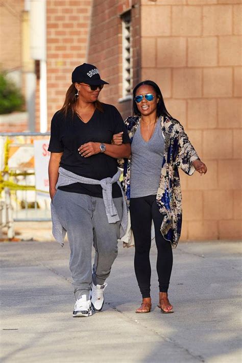 Eboni nichols dating queen latifah net worth $10 million eye color brown hair color black. It's Good To Be Queen! Latifah Enjoys Romantic Stroll With Pretty Partner Eboni Nichols In 9 Shots