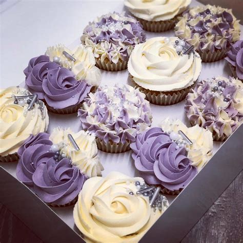 Lilac Elegance In 2020 Spring Wedding Cupcakes Purple Wedding