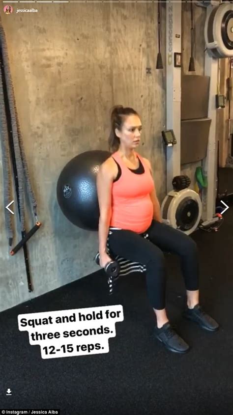 Pregnant Jessica Alba Breaks A Sweat Under Cleavage Daily Mail Online