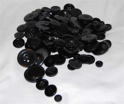 Pack Of 50g Mixed Sizes Of Various Black Buttons Celloexpress