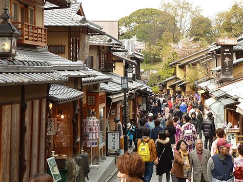 Kyōto 3rd district is a constituency of the house of representatives in the diet of japan. Higashiyama District Kyoto Travel Tips - Japan Travel Guide - japan365days.com