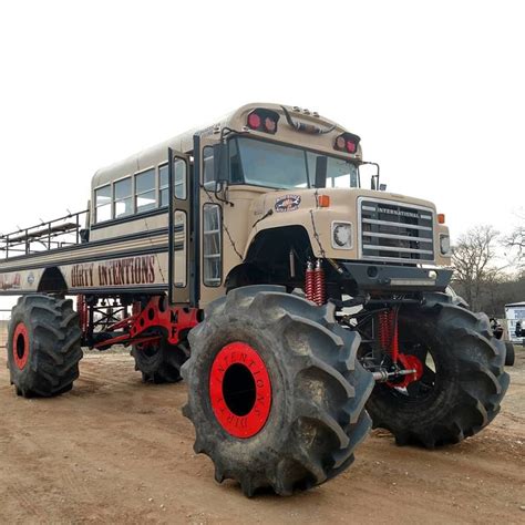 9 Rednecks With Paychecks Offroad Home Mud Trucks Redneck Trucks