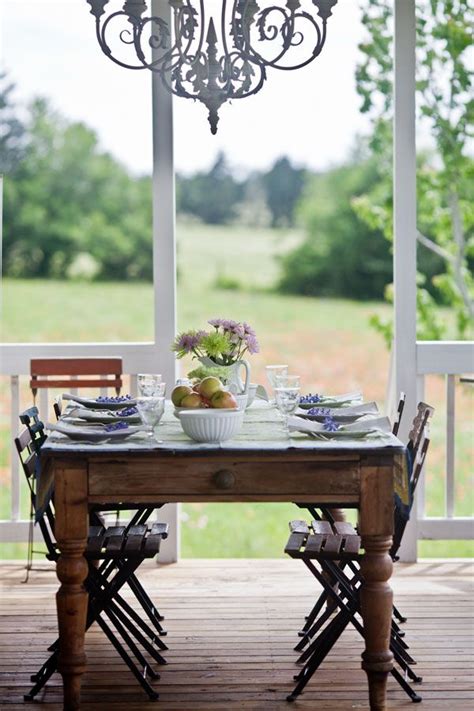 Outdoor Dining In Country French Style Outdoor Dining