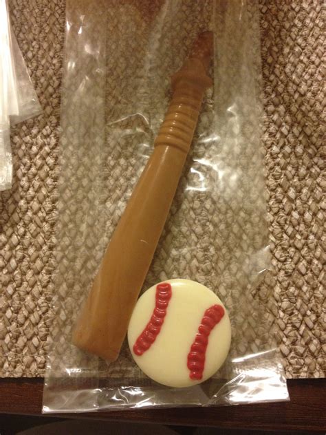 Baseball Bat Pretzel Rods And Chocolate Covered Oreo Baseballs