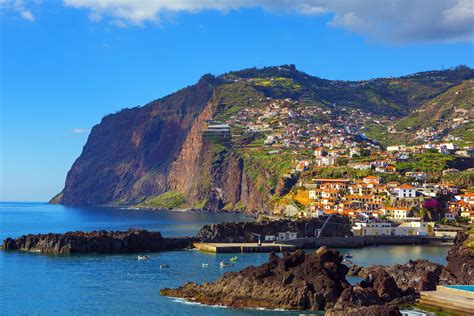 15 Stunning Portugal Beach Towns For Your Next Holiday