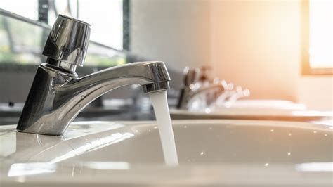 How To Replace A Leaky Faucet For Improved Water Conservation Complete