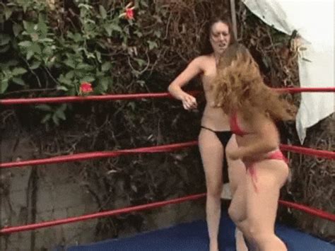 Female Wrestling Catfighting