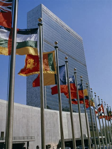 13 United Nations Members Humanitarian Issues Integrating Peacekeeping