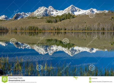 Idaho Mountain Lake With Reflections Stock Image Image Of Water