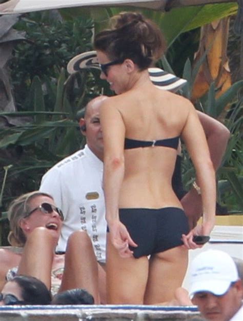 Kate Beckinsale In A Bikini Ibikinicyou