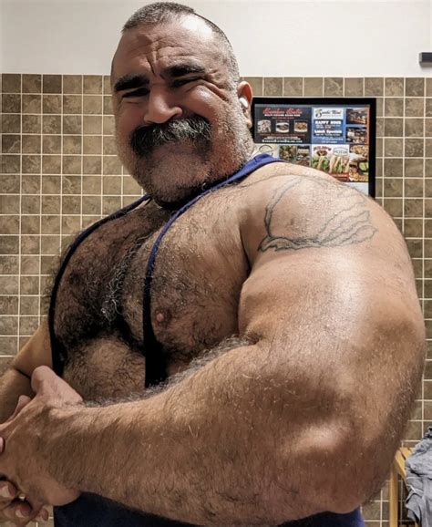 Bear Of Many Shadows On Twitter Big Daddy Musclebear Https T Co