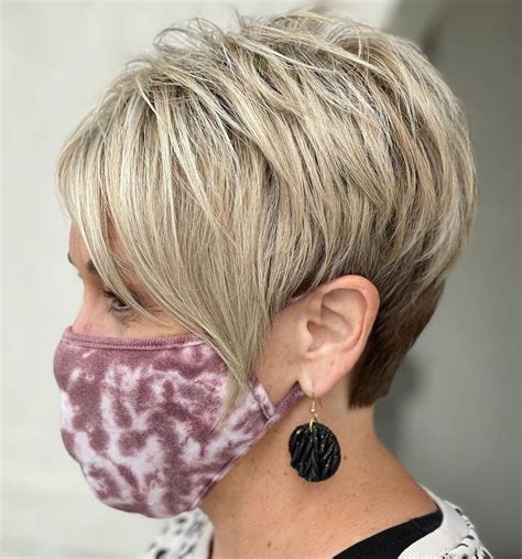Short Haircuts 2023 For Women Over 50