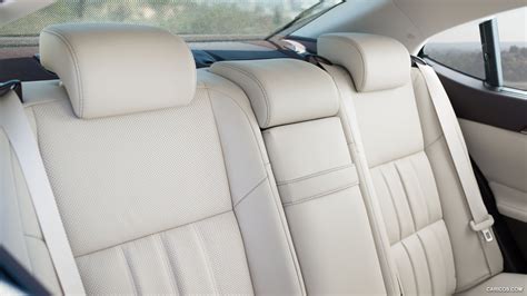 2016 Lexus Es 300h Interior Rear Seats Caricos