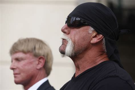 Hulk Hogan Allowed One Plain Bandana In Gawker Sex Tape Trial Boing Boing