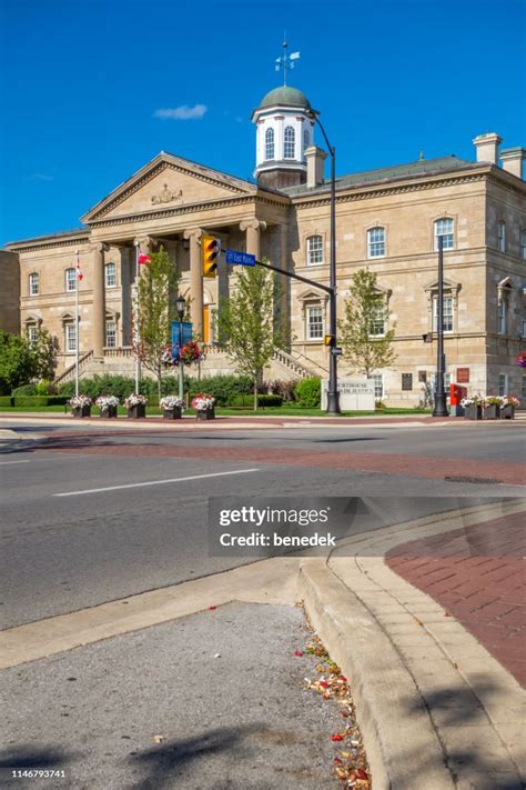 Courthouse In Downtown Welland Ontario Canada High Res Stock Photo